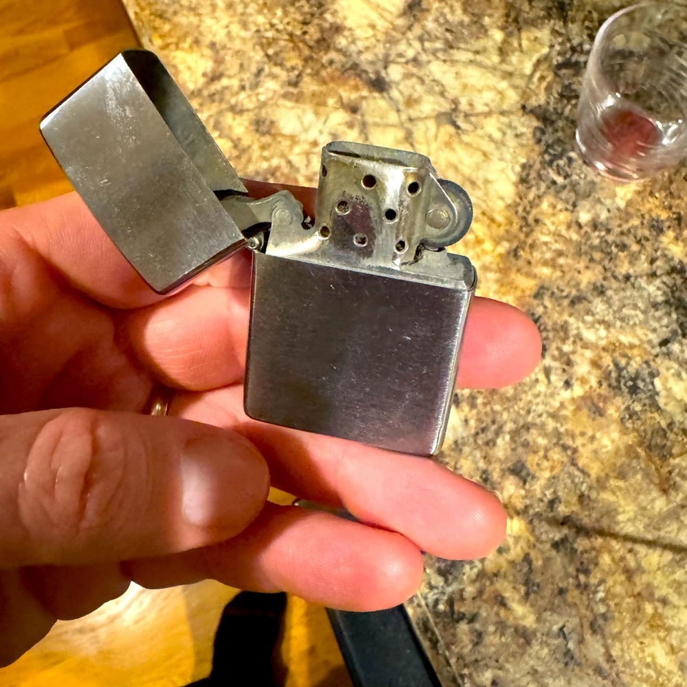 ippo Bradford Pennsylvania XV Vintage Lighter
